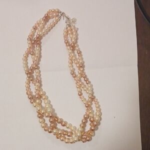 Source Unknown Cream and Tan Pearl Necklace